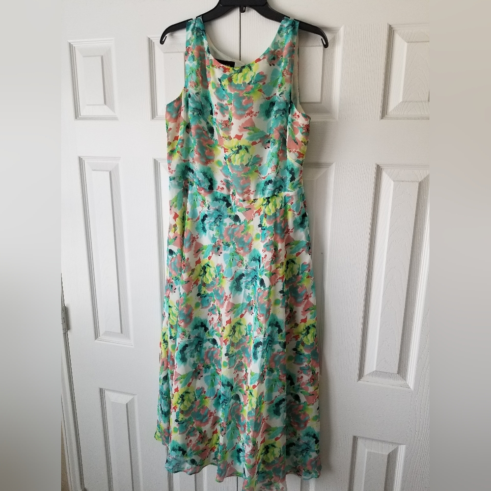 Ladies dress